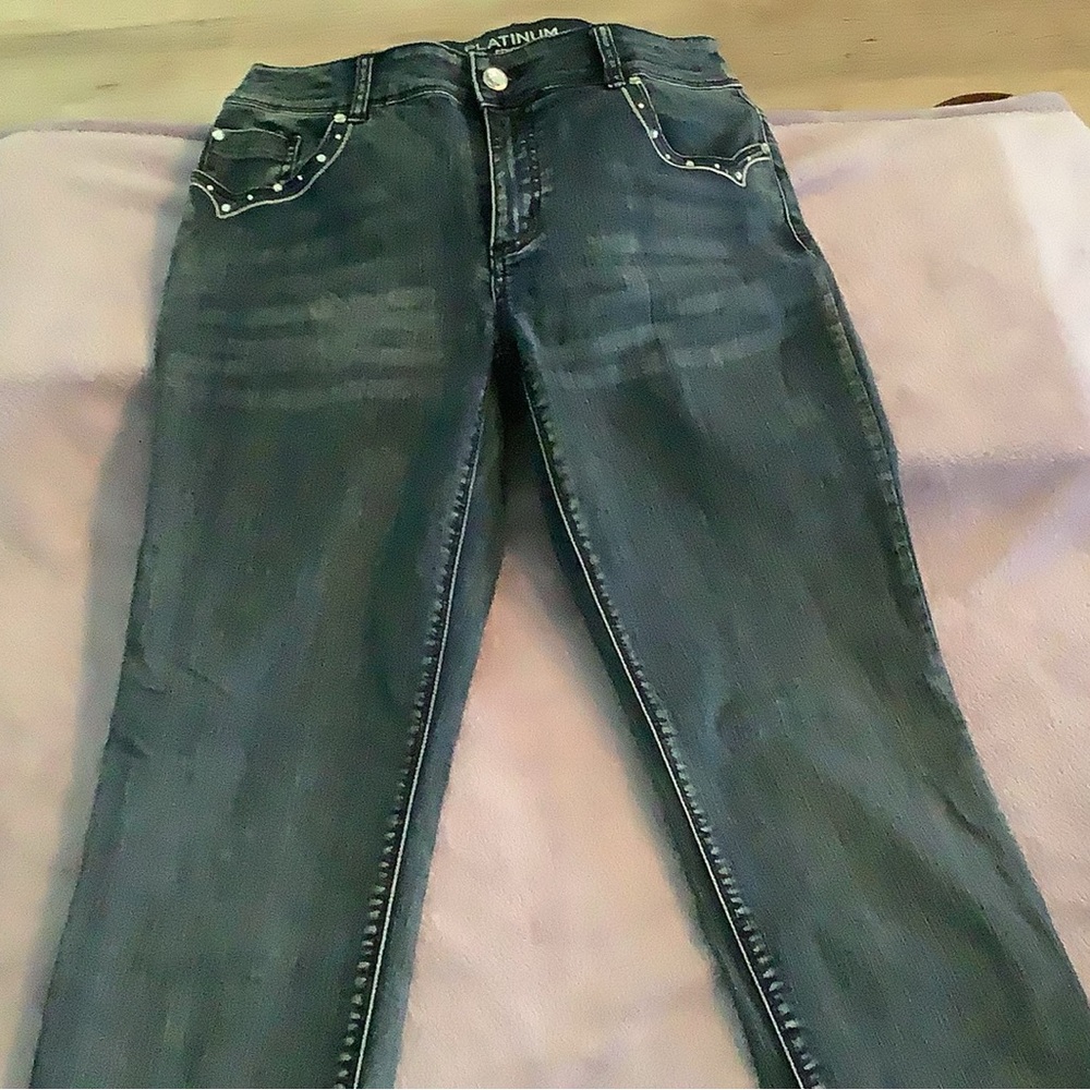 Women's Straight Leg Jeans - Black